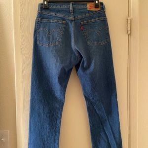 Levi’s 501 jeans in dark blue size 26x30